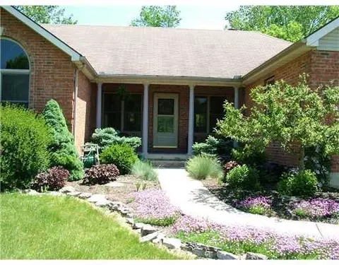 2860 Myers Rd, Springfield, OH 45502 photo 2