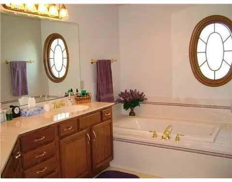 2860 Myers Rd, Springfield, OH 45502 photo 10