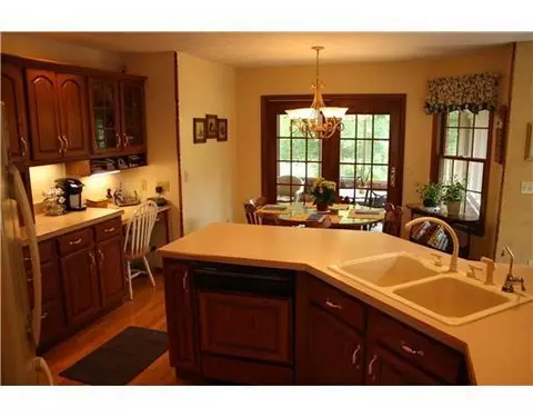 2860 Myers Rd, Springfield, OH 45502 photo 6