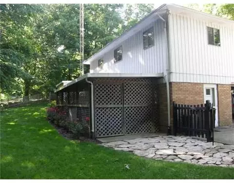 2911 Poplar, Springfield, OH 45504 photo 3