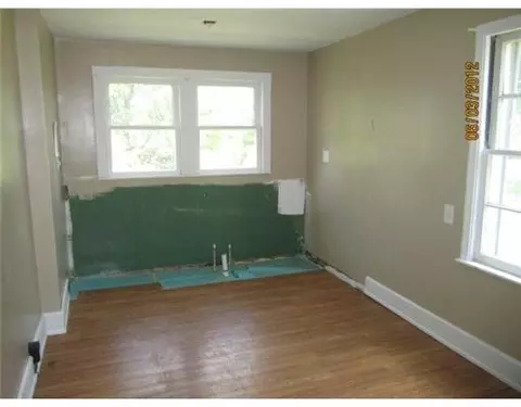 4390 Wolfe Rd, Lima, OH 45807 photo 4