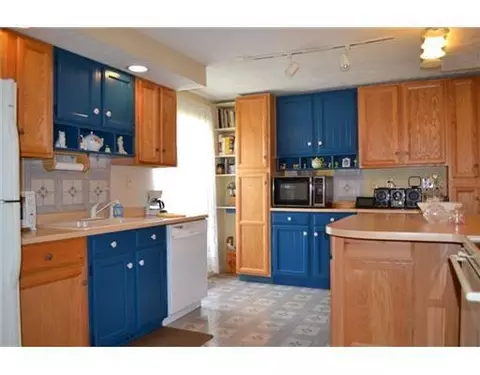 2972 Alameda Dr, Springfield, OH 45503 photo 4