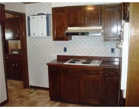 1327 E Main St, Troy, OH 45373 photo 6