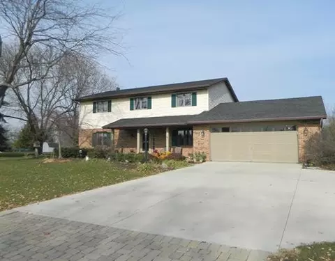 310 Marbella Dr, Springfield, OH 45502 photo 1