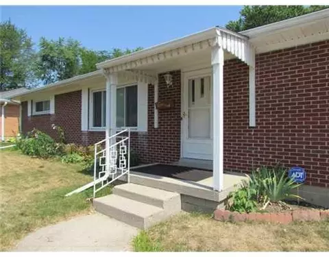 1438 Torrence Dr, Springfield, OH 45503 photo 2