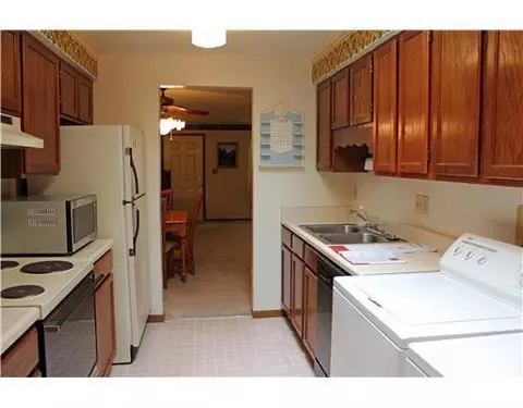 4532 Ridgewood Rd E #.., Springfield, OH 45503 photo 9