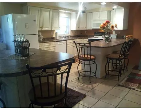 2655 Ehrhart Dr, Springfield, OH 45502 photo 2