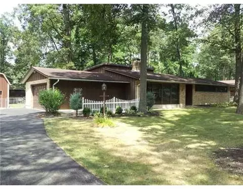 2655 Ehrhart Dr, Springfield, OH 45502 photo 1
