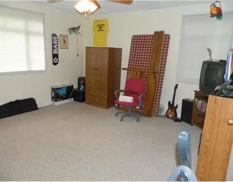 380 Forest Dr, Springfield, OH 45505 photo 12