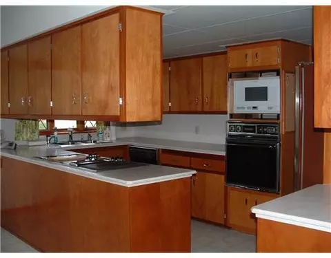 333 Holiday, Springfield, OH 45505 photo 3