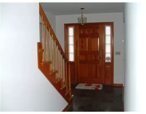 333 Holiday, Springfield, OH 45505 photo 2