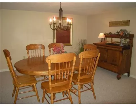 1591 Montego, Springfield, OH 45503 photo 13