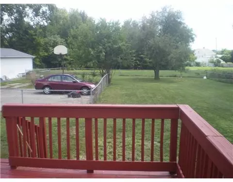 126 N Burnett Rd, Springfield, OH 45503 photo 4