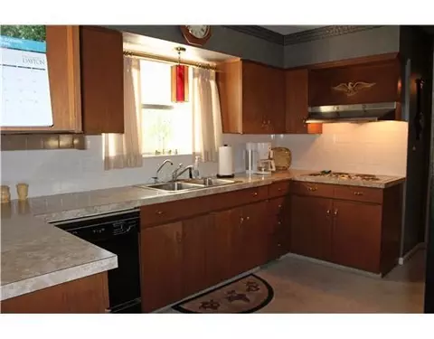 605 Sheffield, Springfield, OH 45506 photo 6