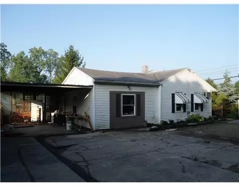 5990 Springfield Xenia, Springfield, OH 45502 photo 2