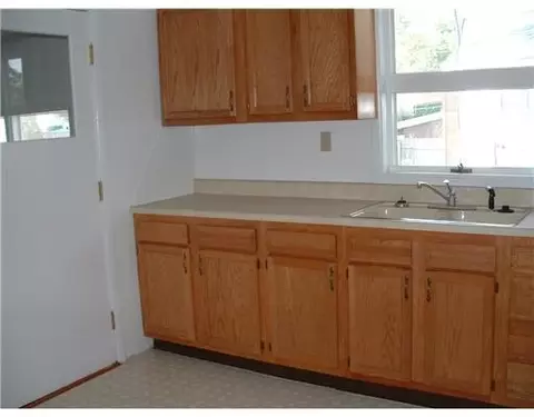 1809 Summit St, Springfield, OH 45503 photo 4
