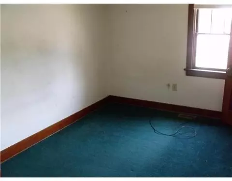 469 N Race, Springfield, OH 45504 photo 5