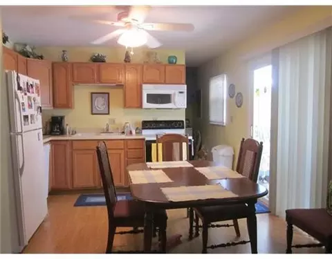 1523 Attleboro, Springfield, OH 45503 photo 5