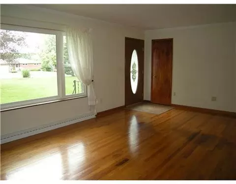 749 Sheffield Dr, Springfield, OH 45506 photo 6