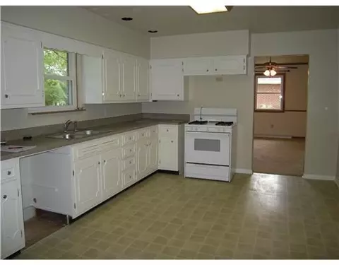 749 Sheffield Dr, Springfield, OH 45506 photo 9