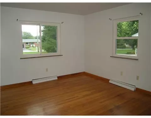 749 Sheffield Dr, Springfield, OH 45506 photo 17