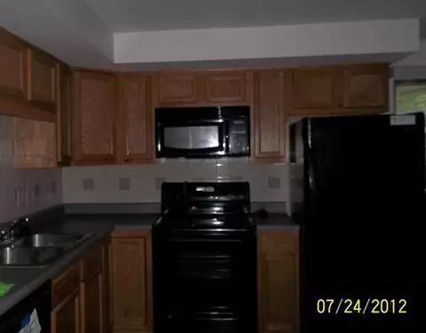 1330 Wright Cr, Troy, OH 45373 photo 3