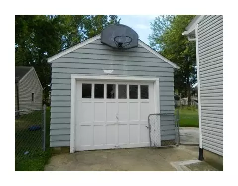 705 W Second, Springfield, OH 45504 photo 3