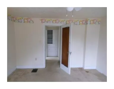 116 W Grand Ave, Springfield, OH 45506 photo 8