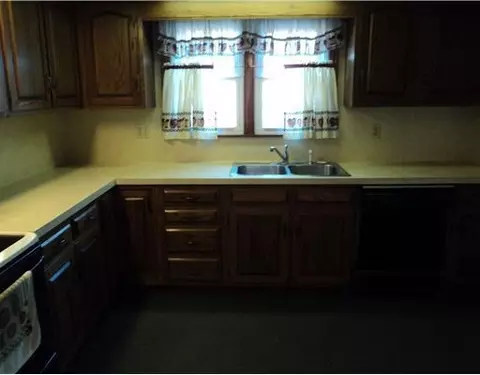 223 W Wayne, Celina, OH 45822 photo 6