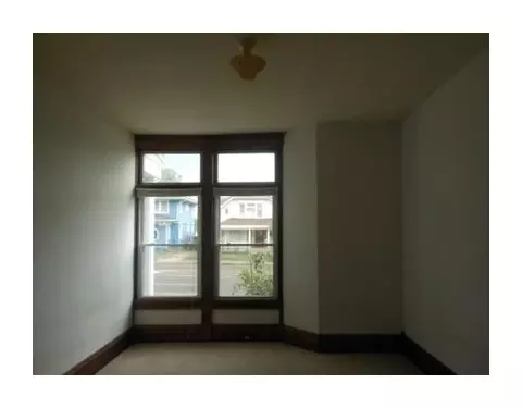 1001 N Limestone St, Springfield, OH 45504 photo 8