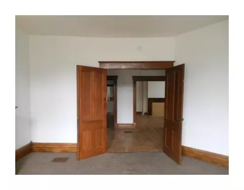 1001 N Limestone St, Springfield, OH 45504 photo 6