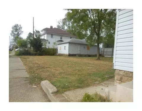 1001 N Limestone St, Springfield, OH 45504 photo 3
