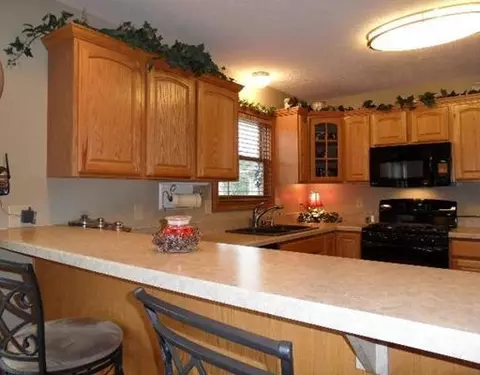 711 Stonecroft Dr, Springfield, OH 45502 photo 8
