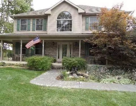711 Stonecroft Dr, Springfield, OH 45502 photo 1