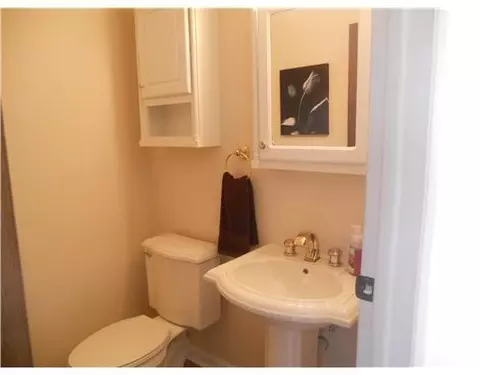 645 Villa #H, Springfield, OH 45503 photo 8