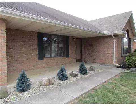 1739 Fox Ridge Dr #.., Springfield, OH 45503 photo 2
