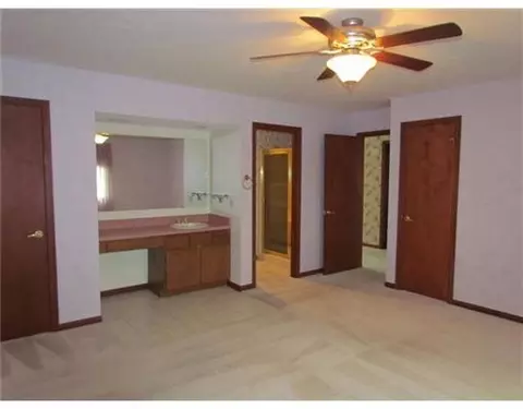 1739 Fox Ridge Dr #.., Springfield, OH 45503 photo 9