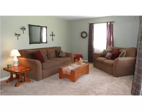 304 Larry St, Covington, OH 45318 photo 4