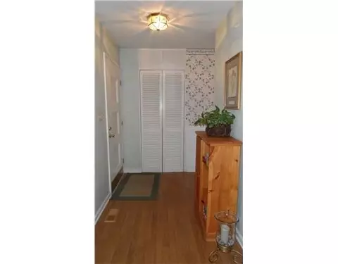 304 Larry St, Covington, OH 45318 photo 3