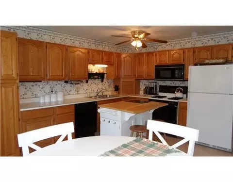 304 Larry St, Covington, OH 45318 photo 7