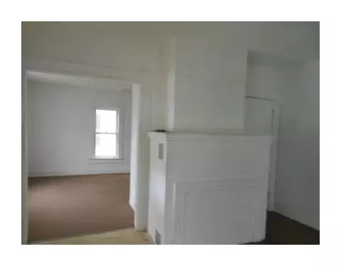 806 Grant St, Springfield, OH 45504 photo 4
