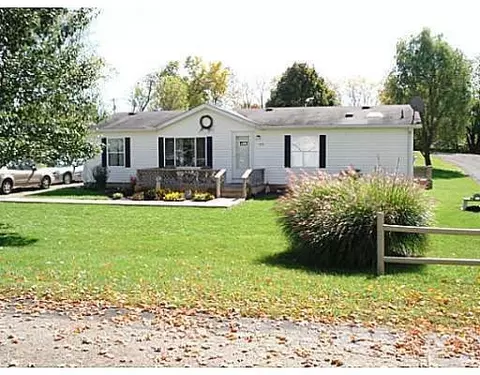 311 Blue, De Graff, OH 43318 photo 1
