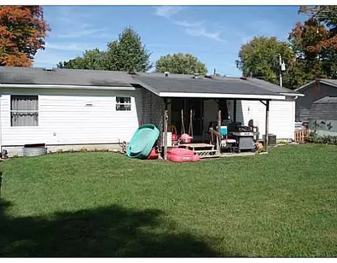 311 Blue, De Graff, OH 43318 photo 3