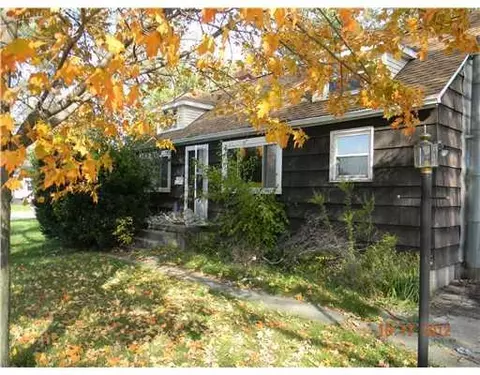 1235 Cherokee Dr, Springfield, OH 45506 photo 1