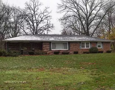 341 Oakridge Dr, Springfield, OH 45504 photo 1