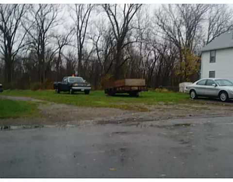 2468 Hilltop Ave, Springfield, OH 45503 photo 2