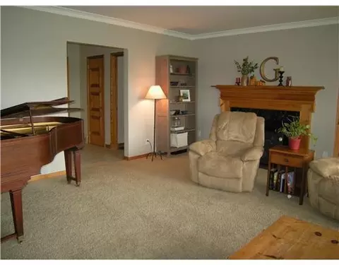 3815 Old Columbus Rd, Springfield, OH 45503 photo 2