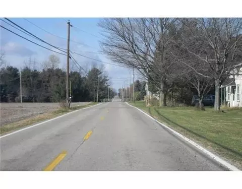 2616 Willow Rd, Springfield, OH 45502 photo 2