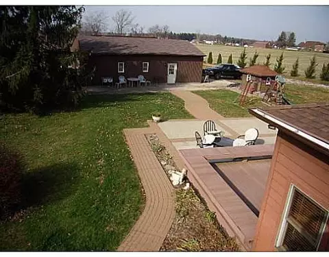 2245 E Possum, Springfield, OH 45502 photo 4