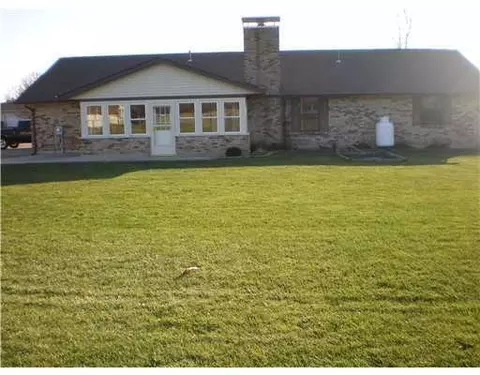 3700 Chickasaw Ave, Springfield, OH 45502 photo 2